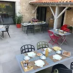 Au Logis De Bellefois - D'hotes 3*