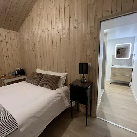 Au Logis De Bellefois - D'hotes Neuville-du-Poitou