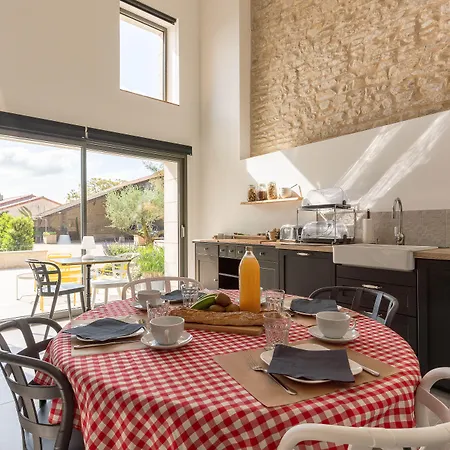 Au Logis De Bellefois - D'hotes Neuville-du-Poitou