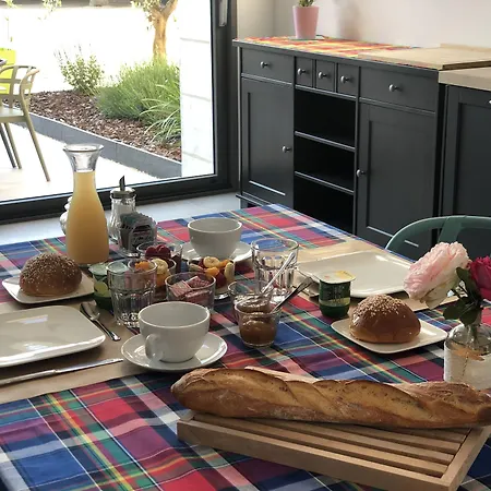 Au Logis De Bellefois - D'hotes Neuville-du-Poitou