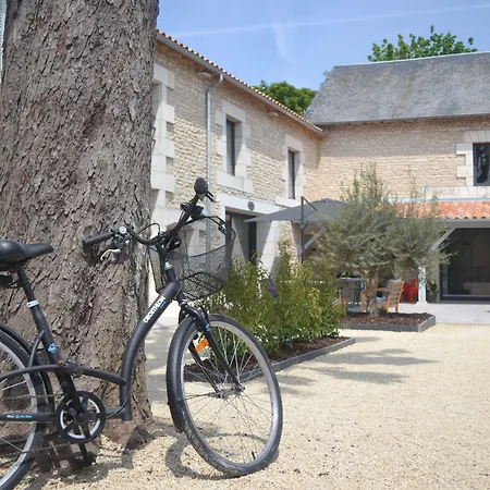Au Logis De Bellefois - D'hotes Panzió Neuville-du-Poitou