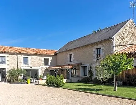 Bed & Breakfast Au Logis De Bellefois - D'hotes Neuville-du-Poitou