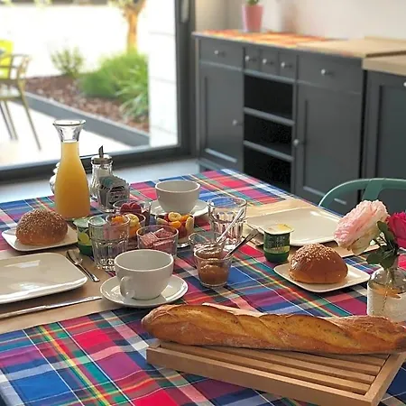Au Logis De Bellefois - D'hotes Neuville-du-Poitou