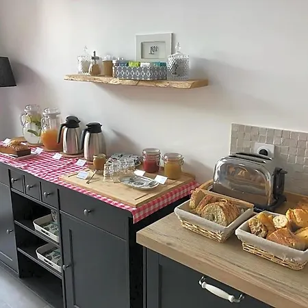 Au Logis De Bellefois - D'hotes Bed & Breakfast Neuville-du-Poitou