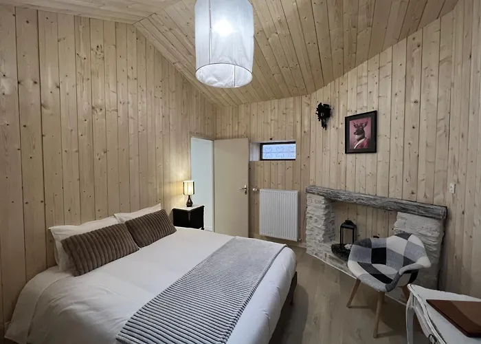 Au Logis De Bellefois - D'hotes 3* Neuville-du-Poitou