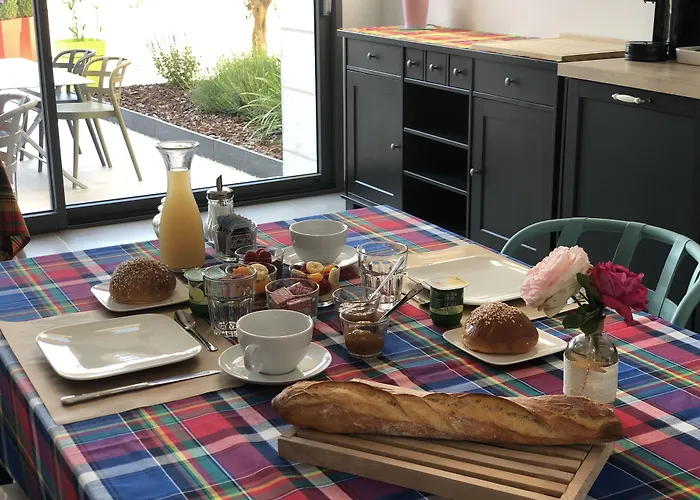 Au Logis De Bellefois - D'hotes Neuville-du-Poitou